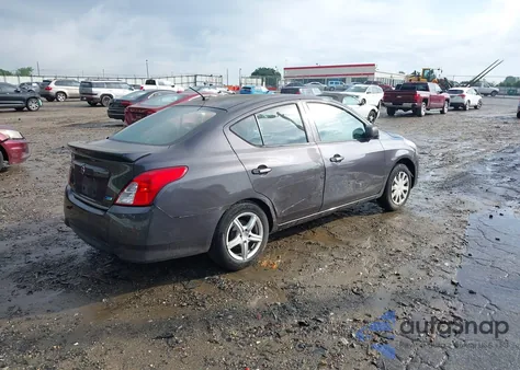 2015 Nissan Versa 1.6 S+ z USA, uszkodzony, nr VIN 3N1CN7AP0FL912676